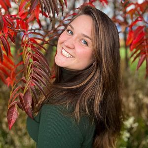 Meet your Posher, Danielle